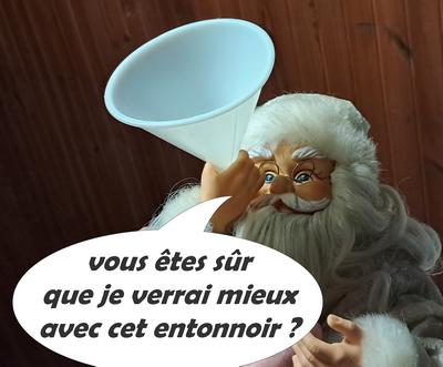 regarder avec un entonnoir